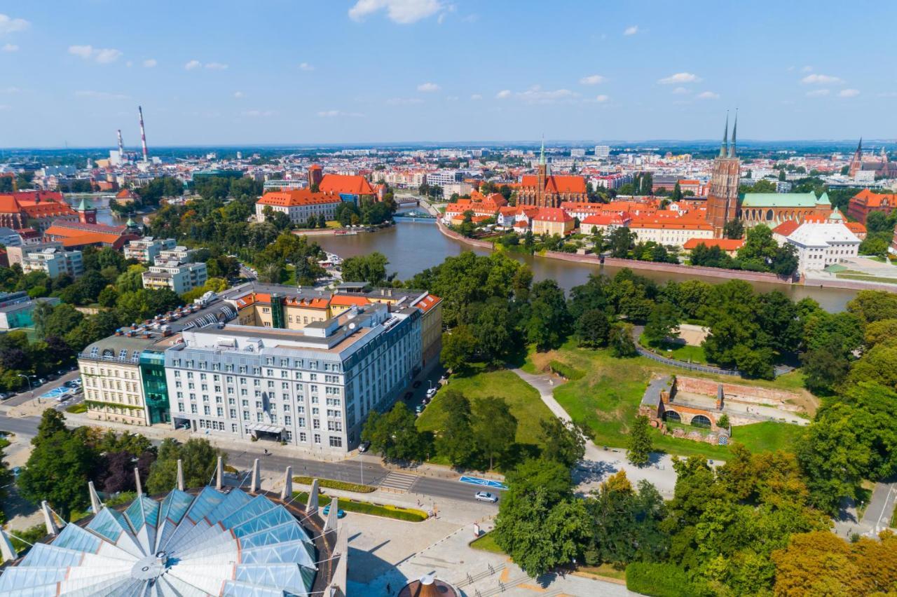 Radisson Blu Hotel Вроцлав Экстерьер фото Toruń