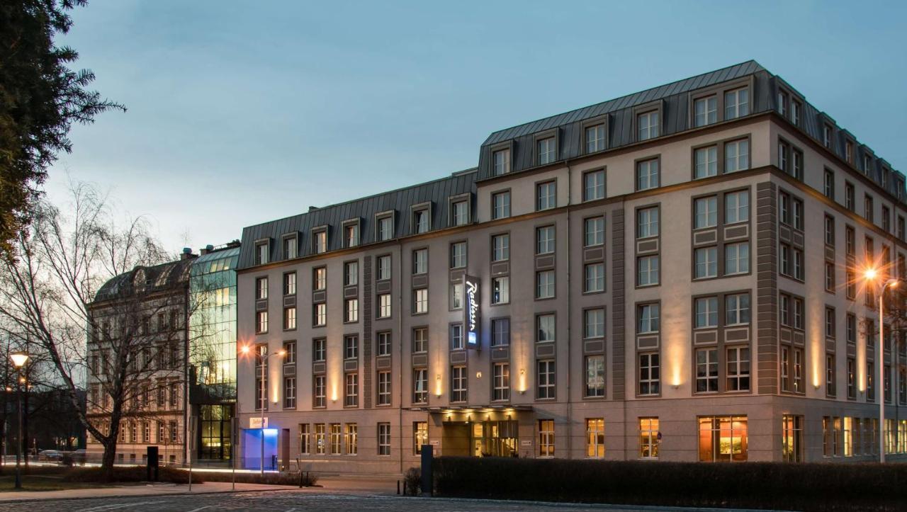 Radisson Blu Hotel Вроцлав Экстерьер фото The hotel in 2012